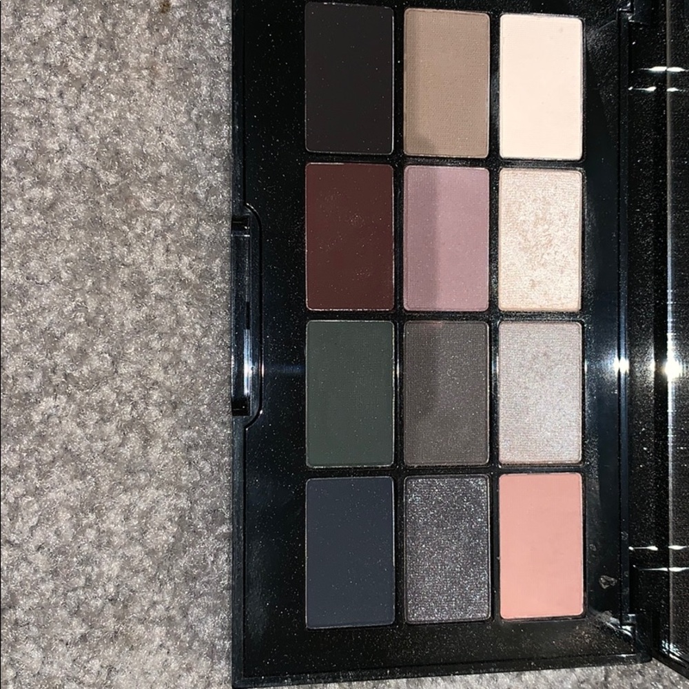 Bobbi Brown University Eyes Palette - Picture 3 of 4